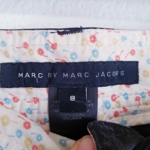 🌸 Marc by Marc Jacobs | Mid Length‎ Cargo Shorts 8, Black - Picture 2 of 4